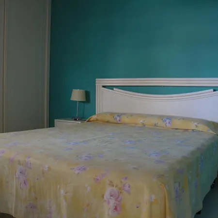 阿玛提塔紫晶砂公寓 * 卡尔佩